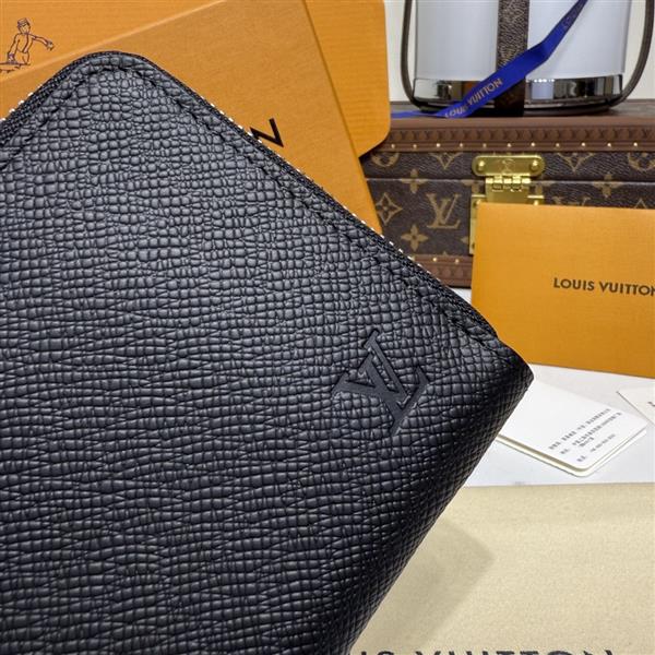 2026122105452601 600